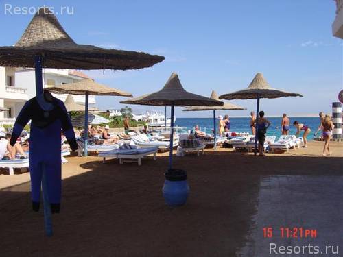 Waves Resort Hotel 25